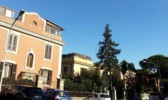 Holiday Home Roma Апартаменты *