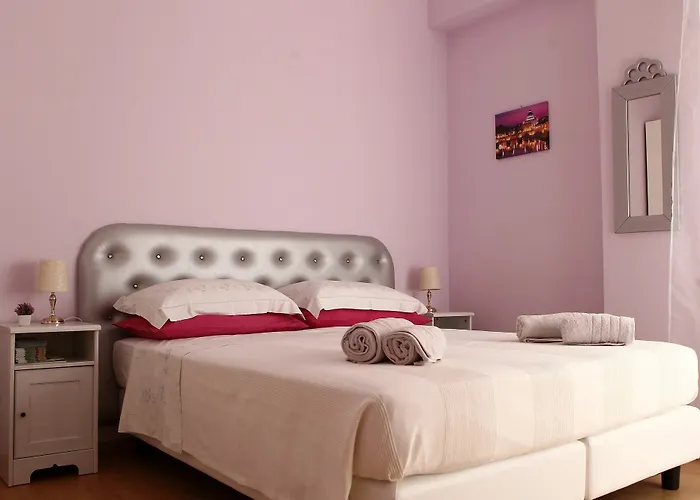 Апартаменты Holiday Home Roma Рим