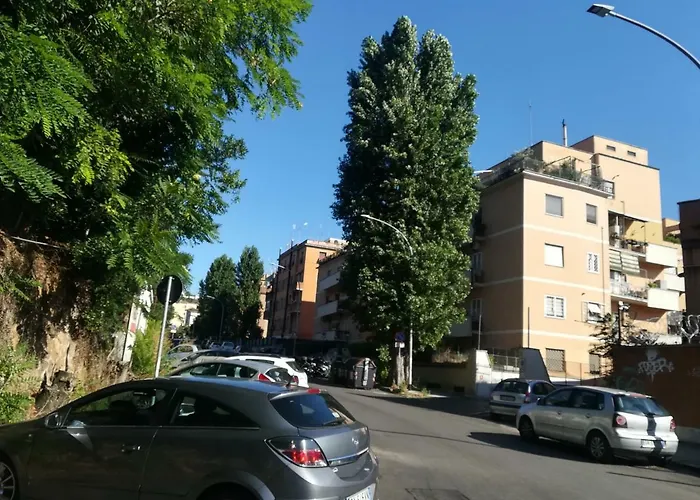 Апартаменты Holiday Home Roma Рим